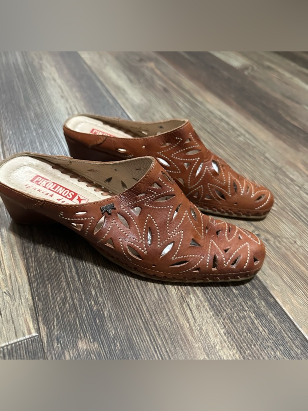 Pikolinos brown flower cut out mule shoes women 37 US 7 slip on  Spanish design